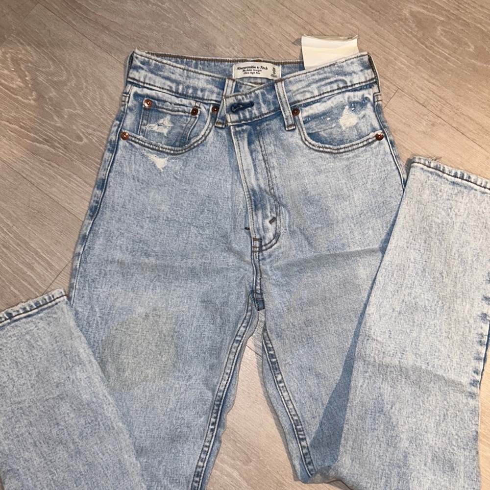 Abercrombie ultra high rise ankle straight jeans - Picture 4 of 6